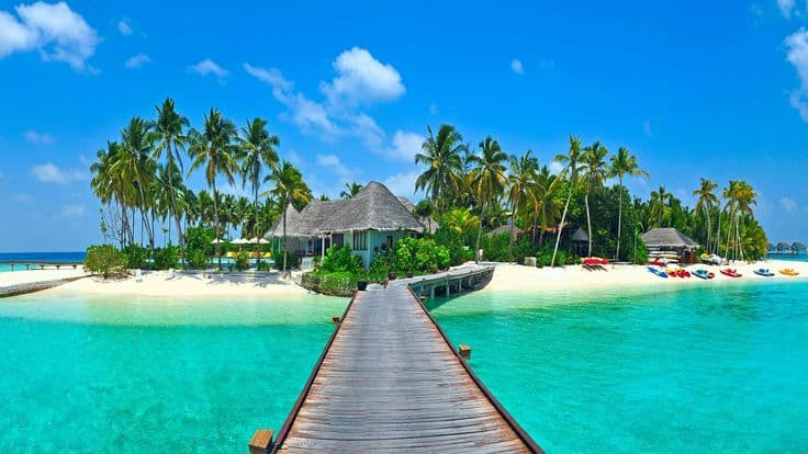 Traveling to Jamaica During Hurricane Season: What to Know